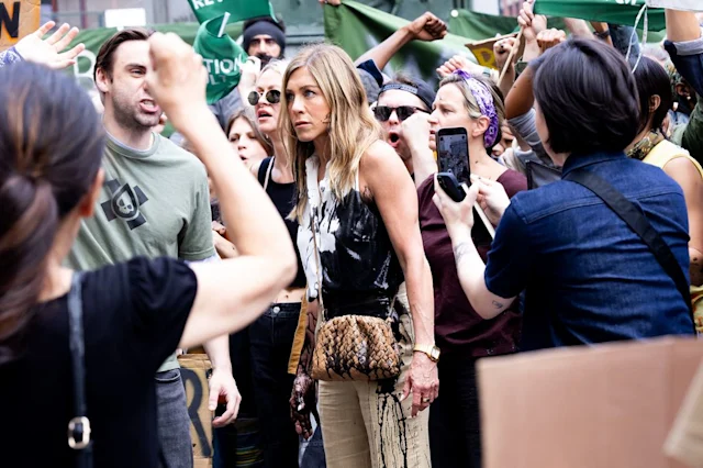 Jennifer Aniston Targeted with Oil in Dramatic On-Camera Incident