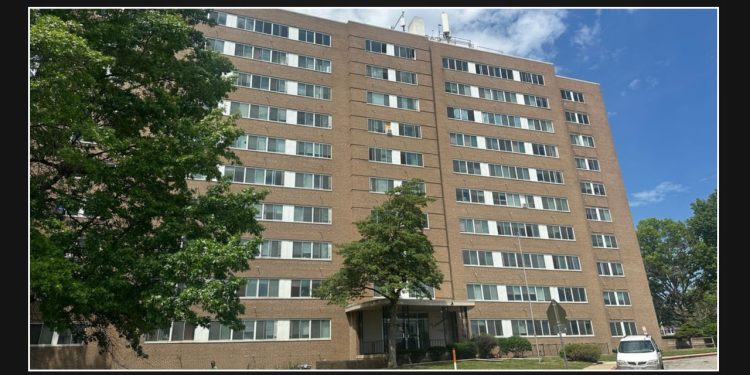 Child Dies After Falling from Eighth-Floor Apartment Window in Independence