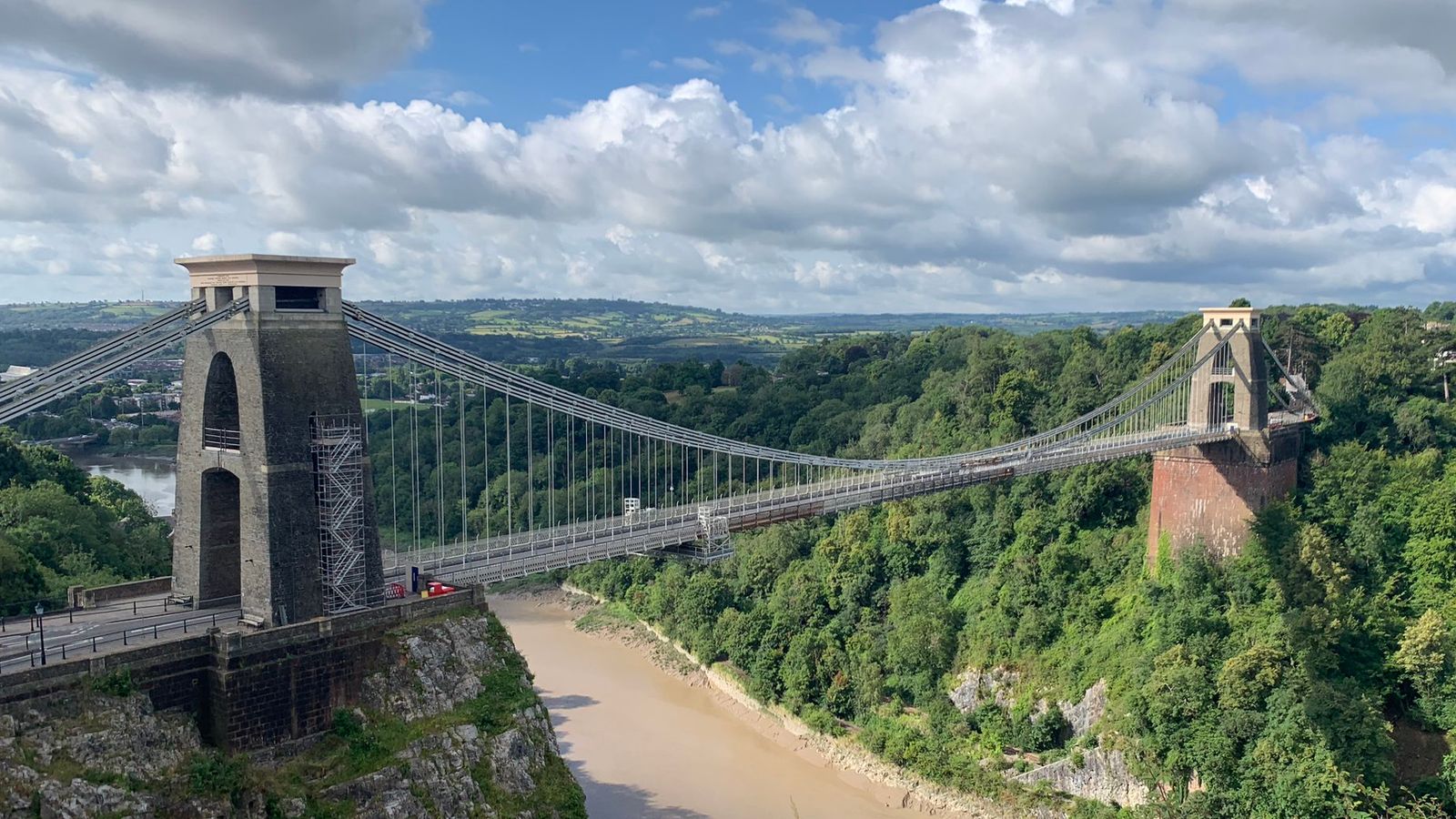 Police search for suspect following discovery of human remains in suitcases near Bristol's Clifton Suspension Bridge