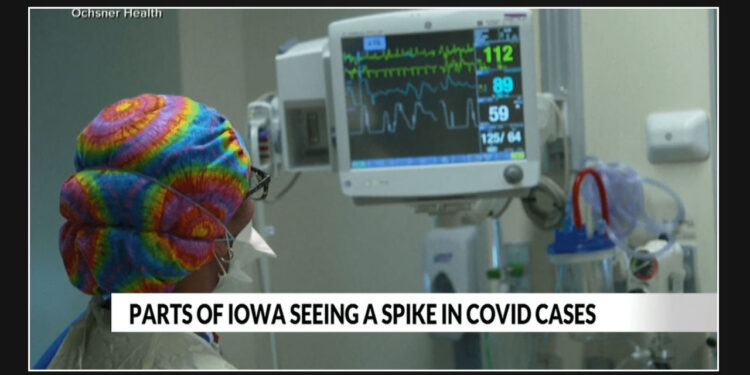 Iowa facilities reinstate mask mandates following a surge in COVID cases