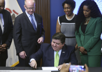 Pritzker Signs Legislation to End Illinois Grocery Tax, Lightening the Load on Shoppers